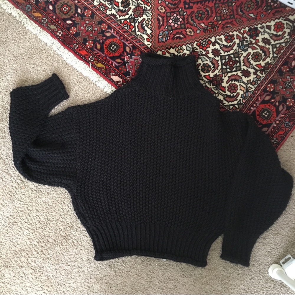 HM bat wing chunky knit sweater black turtleneck